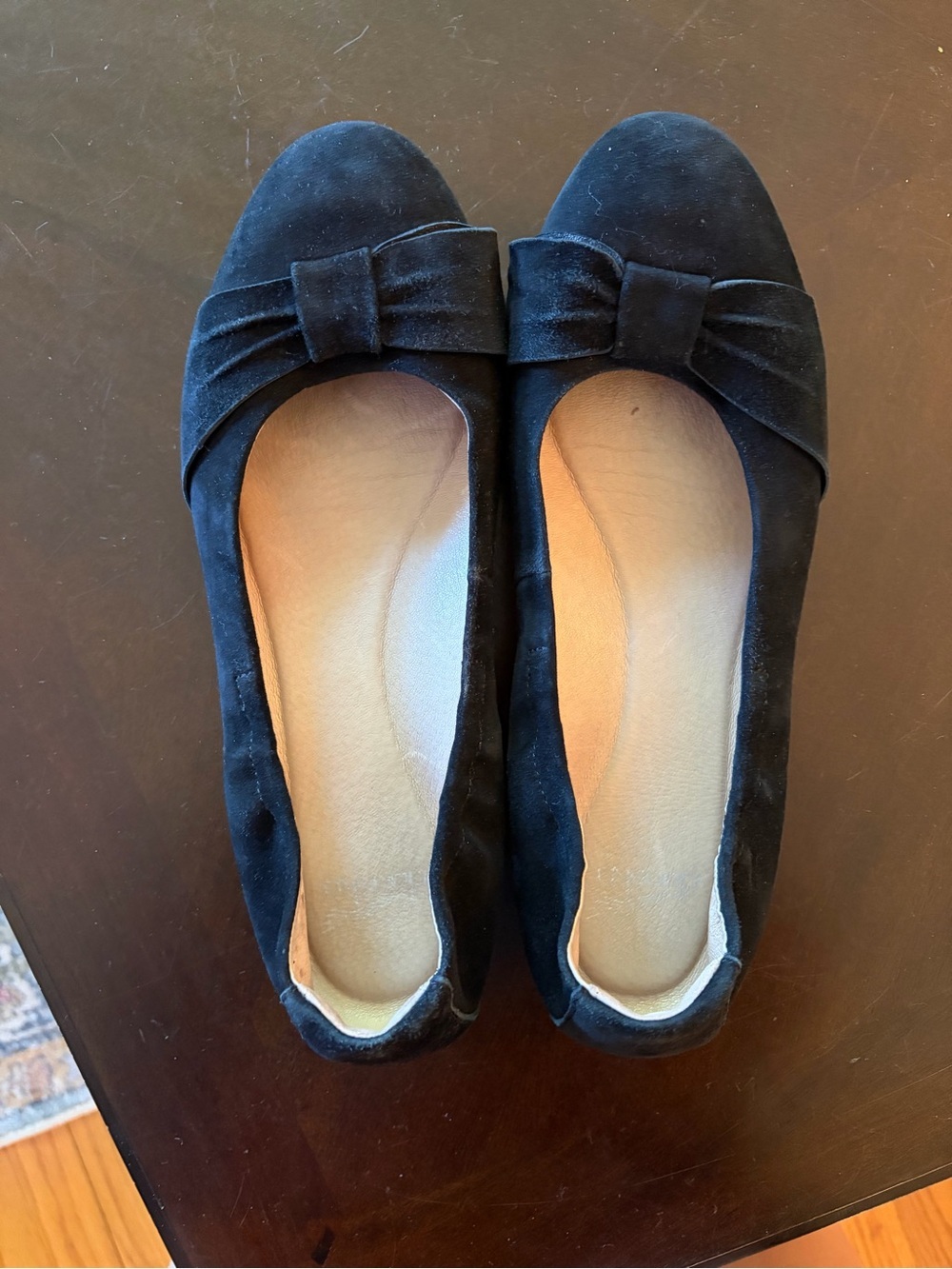 Dansko’s size 41 Women's Black Bow-Detail  Flats w/ small heel